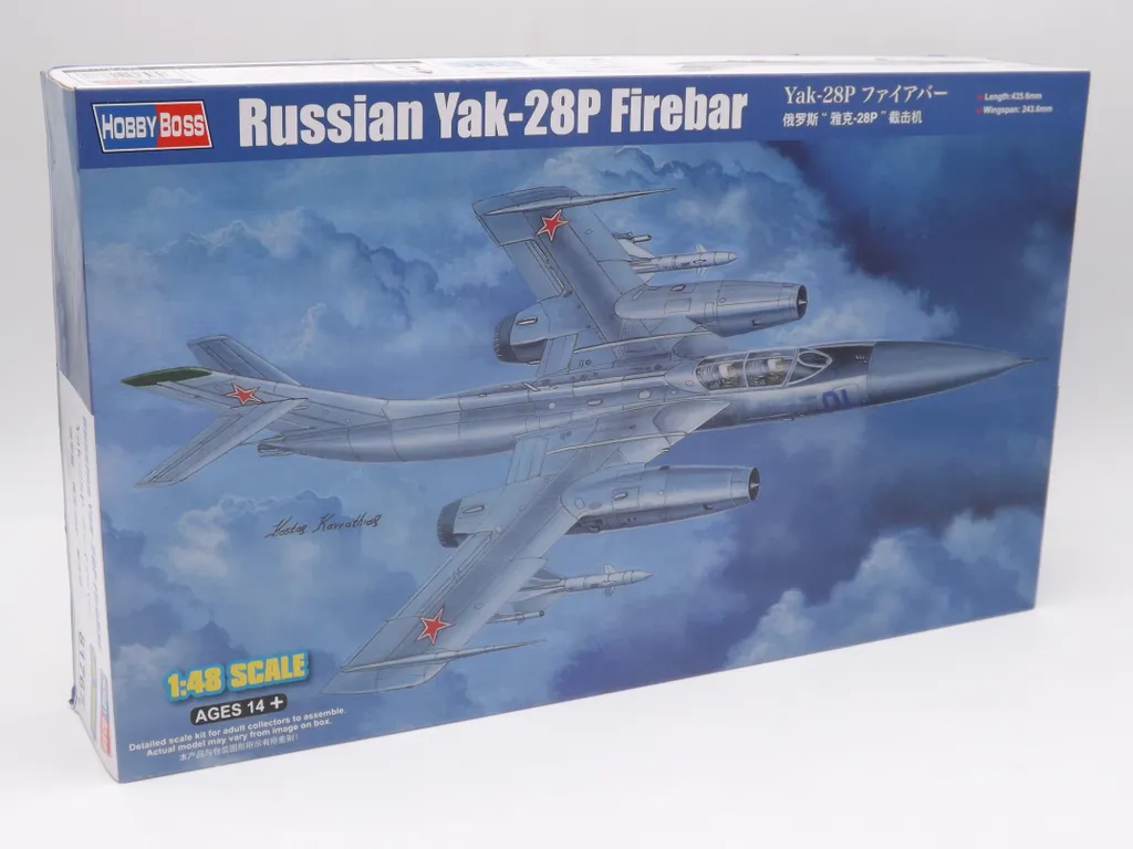 Maquette Yak-28P Firebar 1:48 Hobby Boss 81767 Détails Haute Qualité