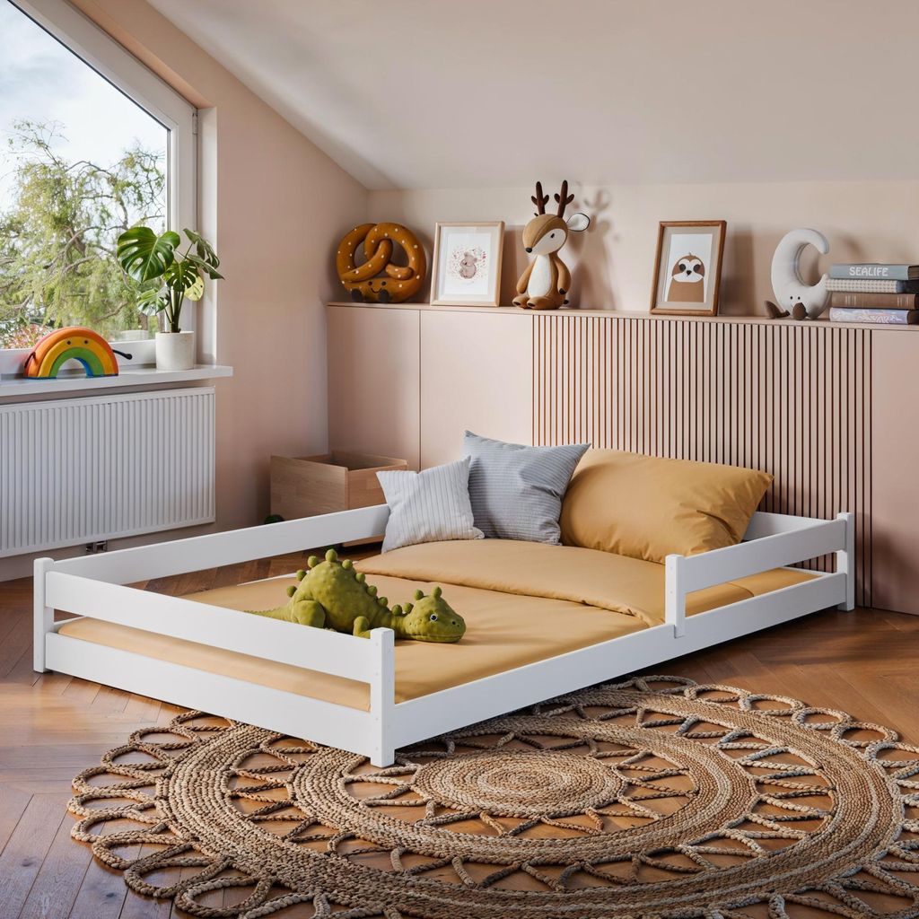 Kinderbett Bodenbett Bett mit Rausfallschutz & Lattenrost Produktbild 