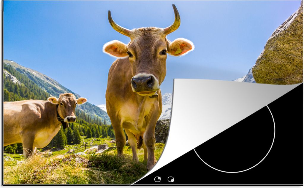 KitchenYeah Herdabdeckplatte Kühe - Sonne - Österreich , 81x52cm, Küche Deko, Glaskeramikfeld Herdabdeckung, Abdeckplatte fùr Kochfeld