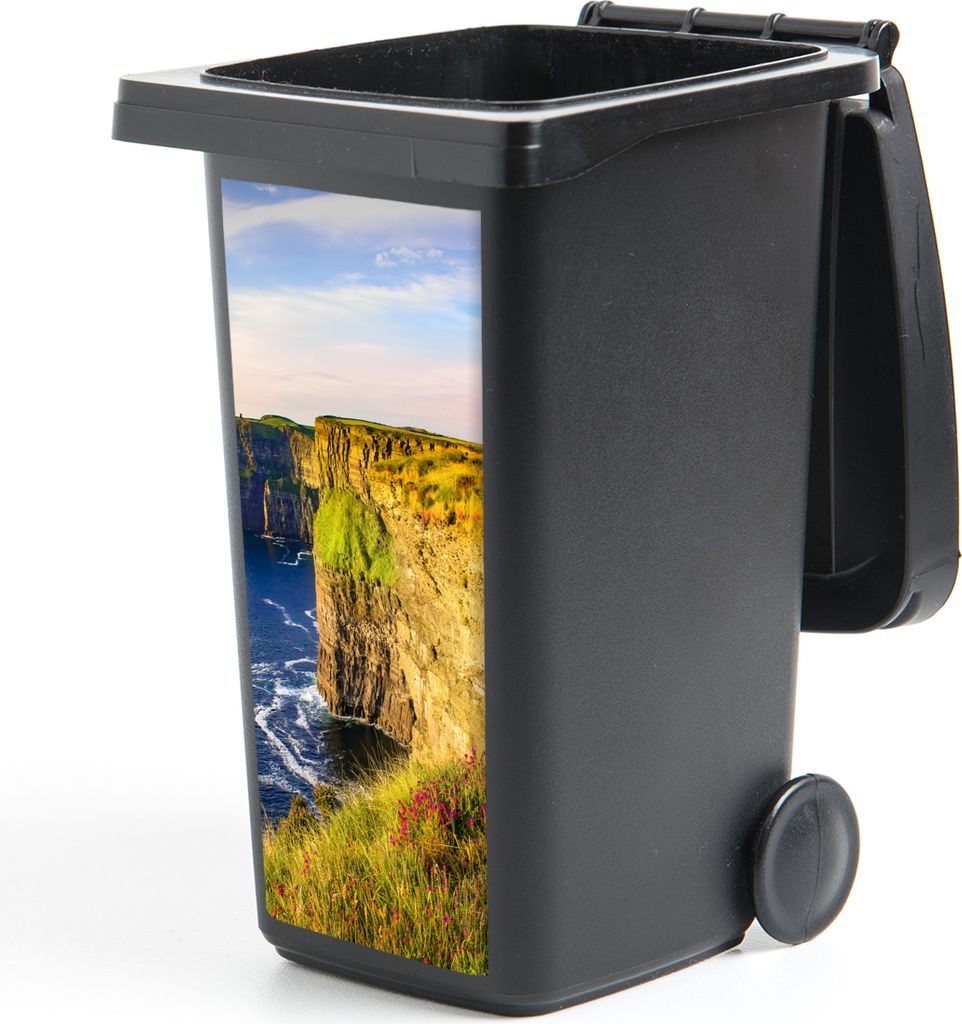 MuchoWow Mülltonnenaufkleber Kalkstein von den Cliffs of Moher in Irland 44x98 cm - Containeraufkleber - Aufkleber - Mülltonnen-Aufkleber