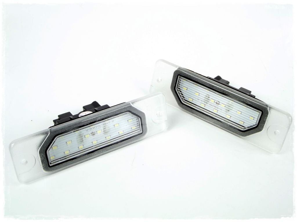 LED Kennzeichenbeleuchtung 6000K Kaltweiß 12V CANBUS für Infiniti FX35FX45 Q45 I30I35 M37M56