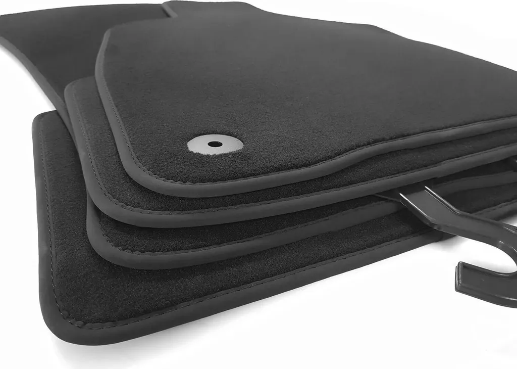 Tappetini per Fiat 500x velours in qualità originale Set di tappetini per auto 4 pezzi neri