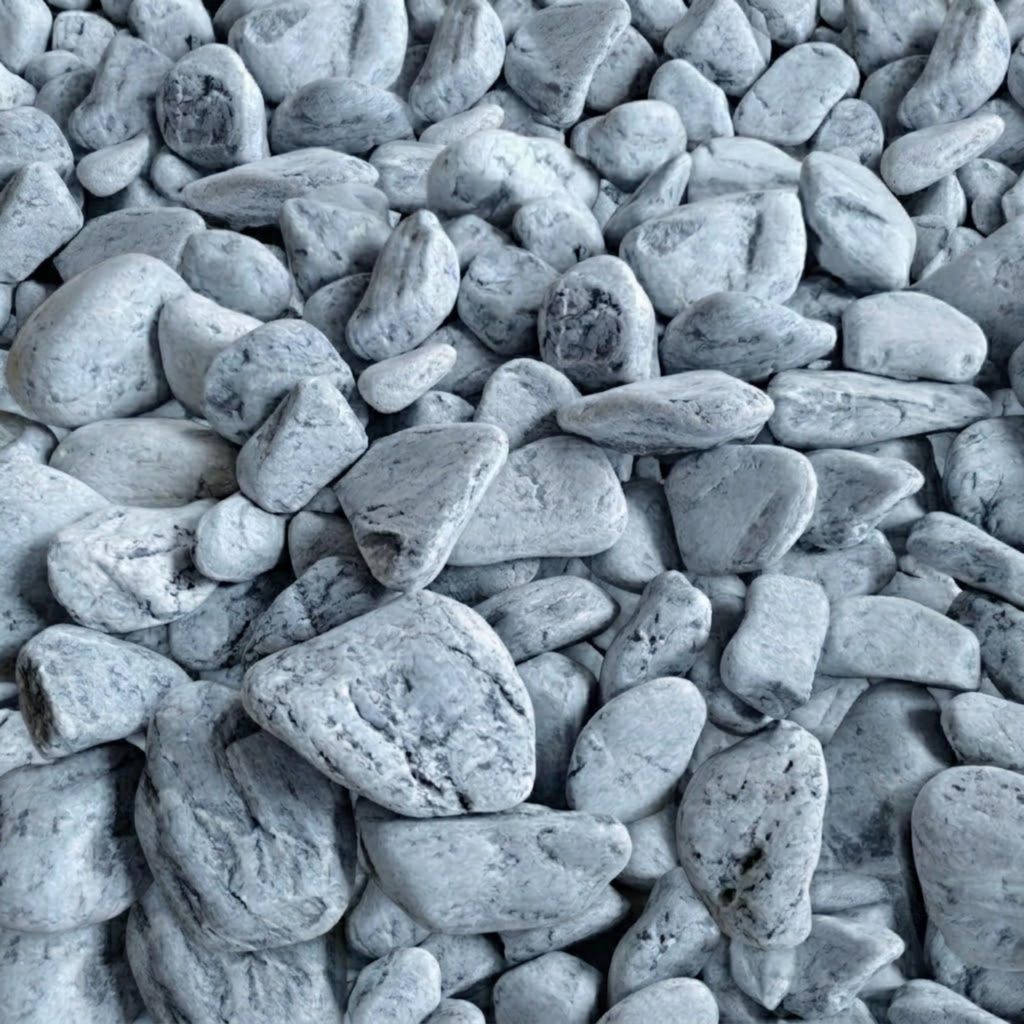 Silver-Kieselsteine dicht aneinander liegend im Detail KI-generiertes Bild
