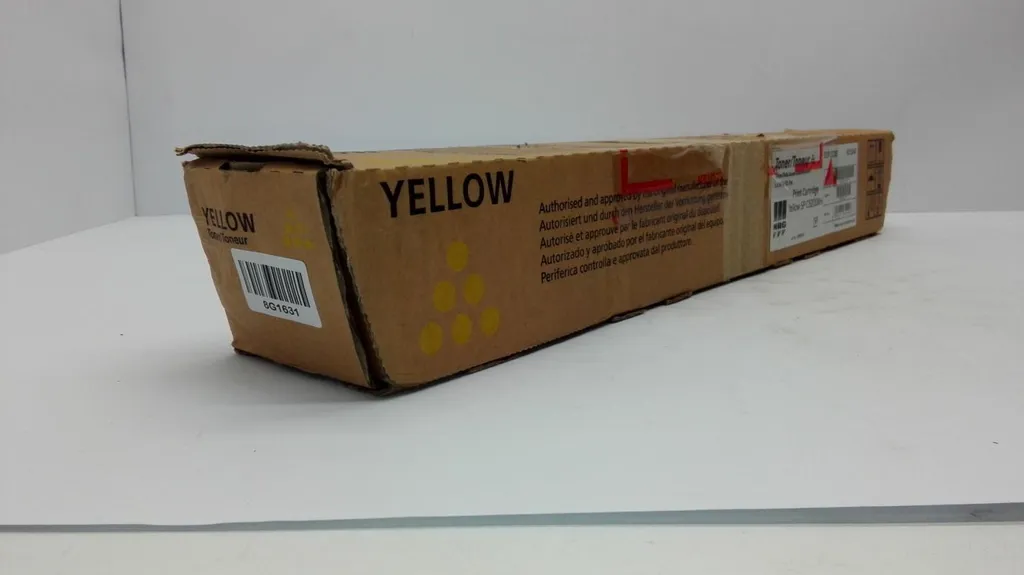 Toner Ricoh 821047 Jaune : Finis les Problèmes d'Impression Floue