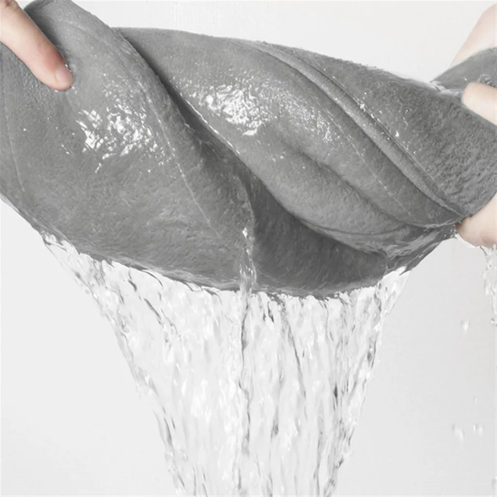 Set 5 Tappeti Bagno Grigio: Relax e Sicurezza con Microfibra Soft - 9