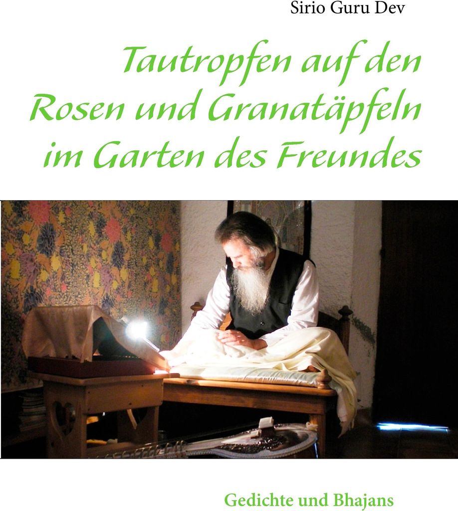 Tautropfen auf den Rosen und Granatäpfeln im Garten des Freundes