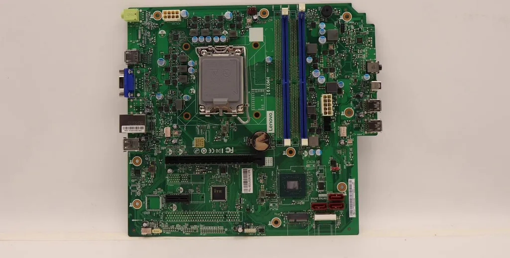 Remplacer Carte Mère Lenovo ThinkCentre B660 FRU NATX BDPLANAR MB Origine