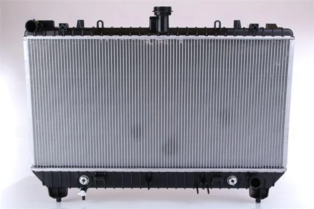 Radiateur moteur Camaro OE 92218352 NISSENS 69097 pour un trajet serein