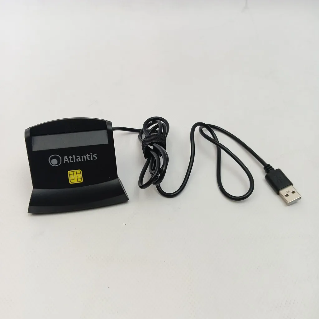 ATLANTIS P005 SMARTCRV U Lecteur de Cartes à Puce pour Carte de Santé
