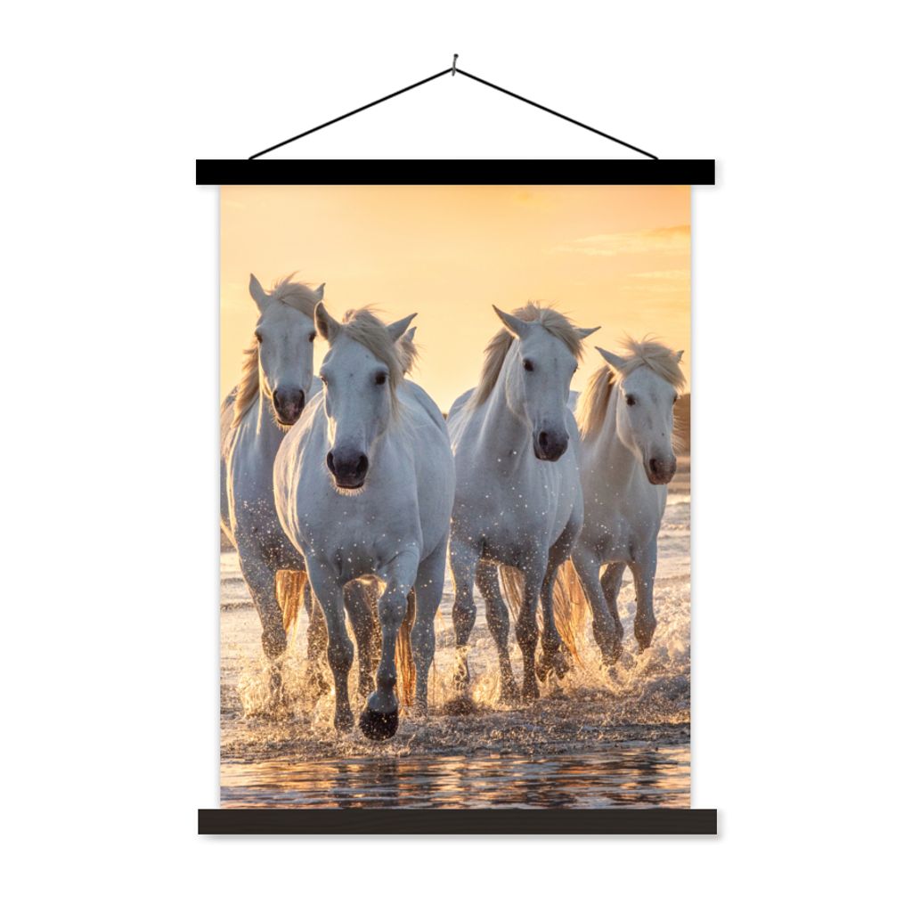 MuchoWow Textilposter Pferde - Wasser - Strand - Tiere 120x160 cm mit schwarzem Rahmen - Magnetischer