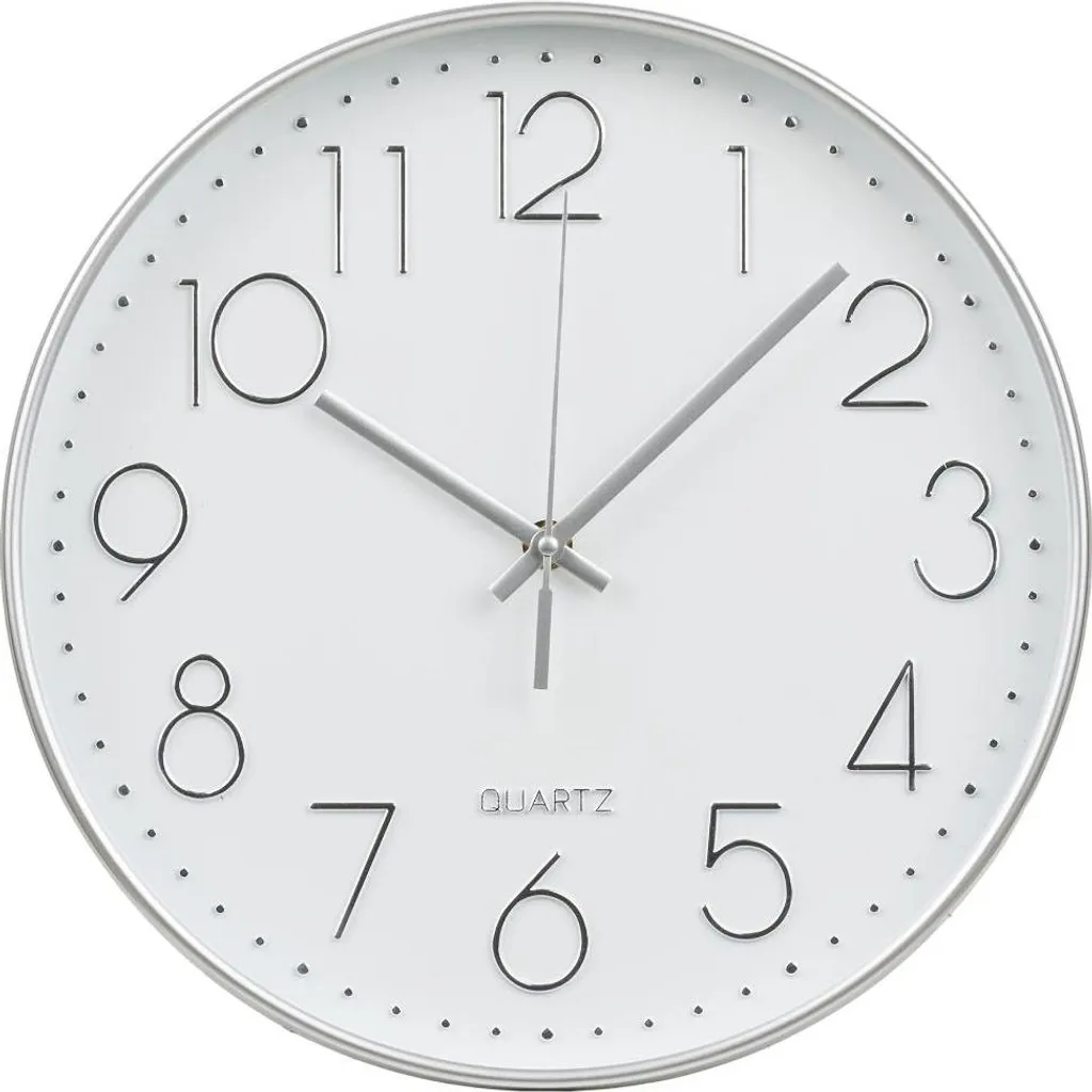 Grande horloge murale silencieuse Bodil argentée décor de bureau