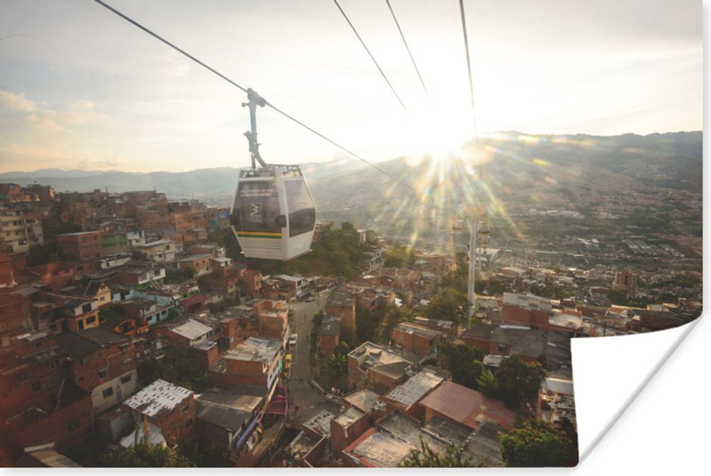 MuchoWow Poster Die Sonne geht hinter der Barrios-Seilbahn in der Nähe von Medellín, Kolumbien, unter 60x40 cm - Schlafzimmerdekoration