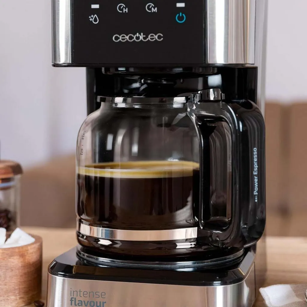 Machine à café filtre programmable pour le matin - Cecotec Coffee 66 - 9
