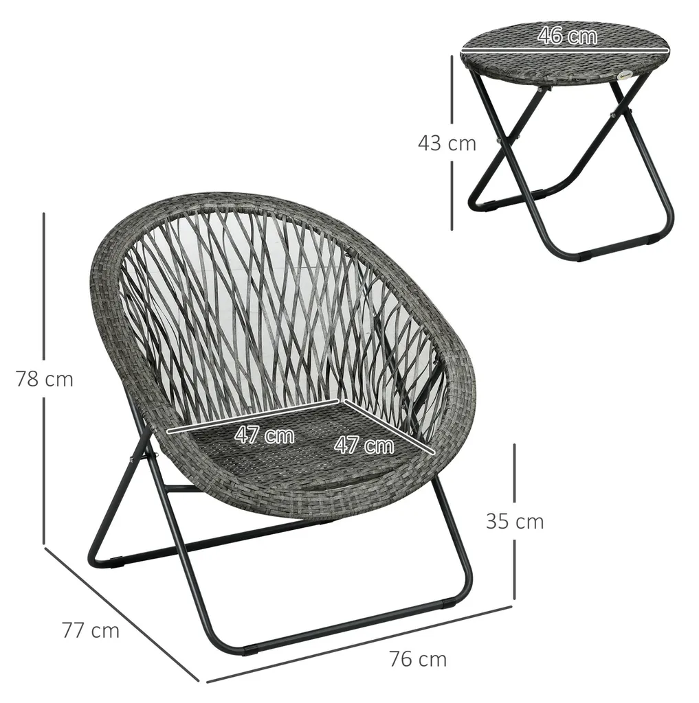 Petit salon de balcon compact avec table ronde et chaises tout confort