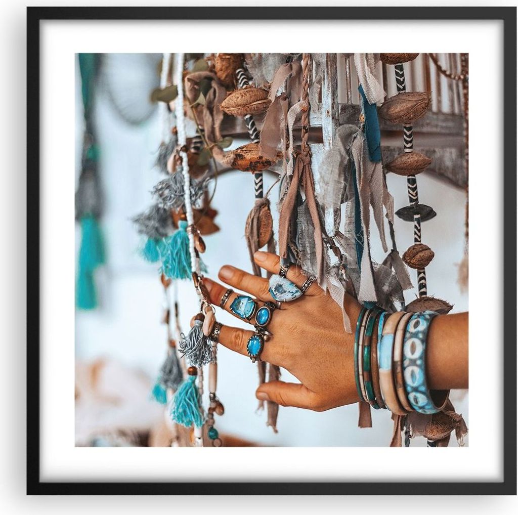 Gerahmtes Poster - Schwarzer Rahmen - Hand Schmuck ethnisch Produktbild 
