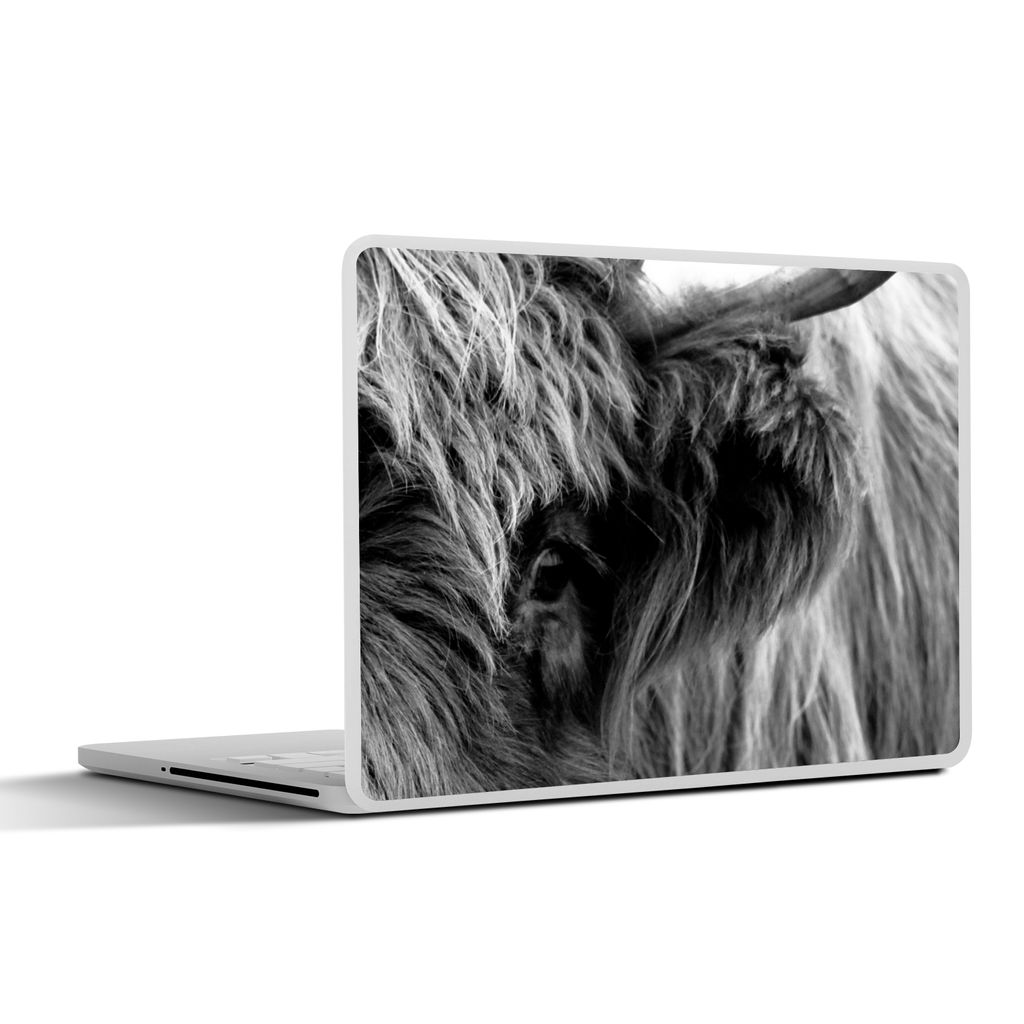 MuchoWow Laptop Aufkleber Sticker Cover Scottish Highlander - Auge - Schwarz - Weiß 31x22.5 cm - Laptop-Deko
