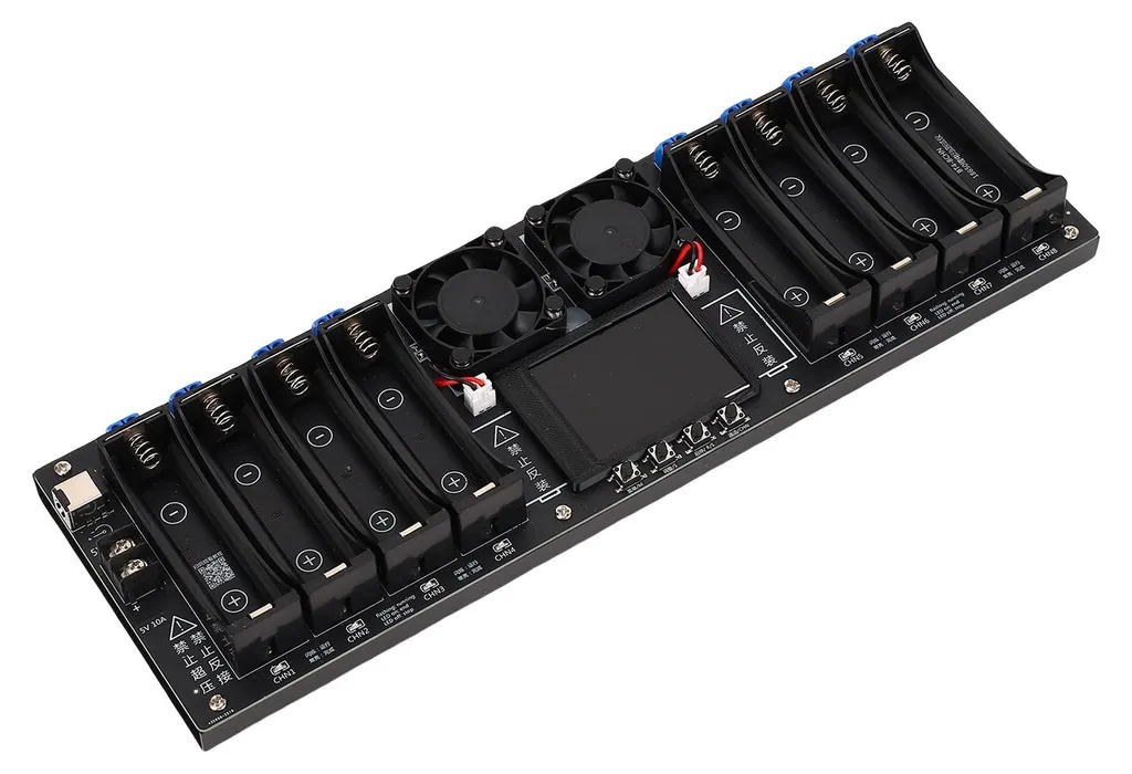 Station de test de batteries 18650 multifonction à 8 slots d'analyse