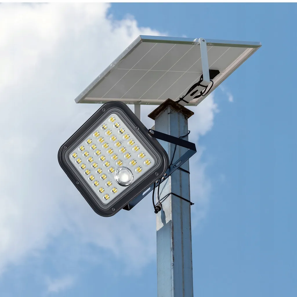 Proiettore Solare 10W LED 1500lm: Efficienza Green con Telecomando IR - 2