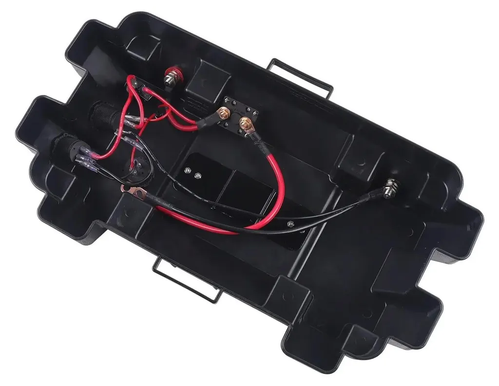 Boîte à piles noir avec double ports USB et construction robuste ABS