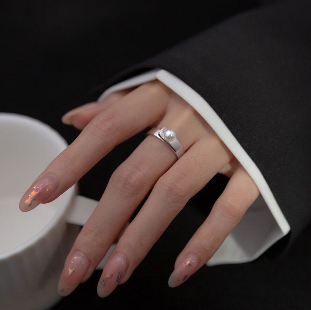 Fingerring, trendig, minimalistisch, elegant, leicht, zartes Dekor, Kupfer, Kunstperlen-Design, Party-Ring, Schmuck-Accessoire