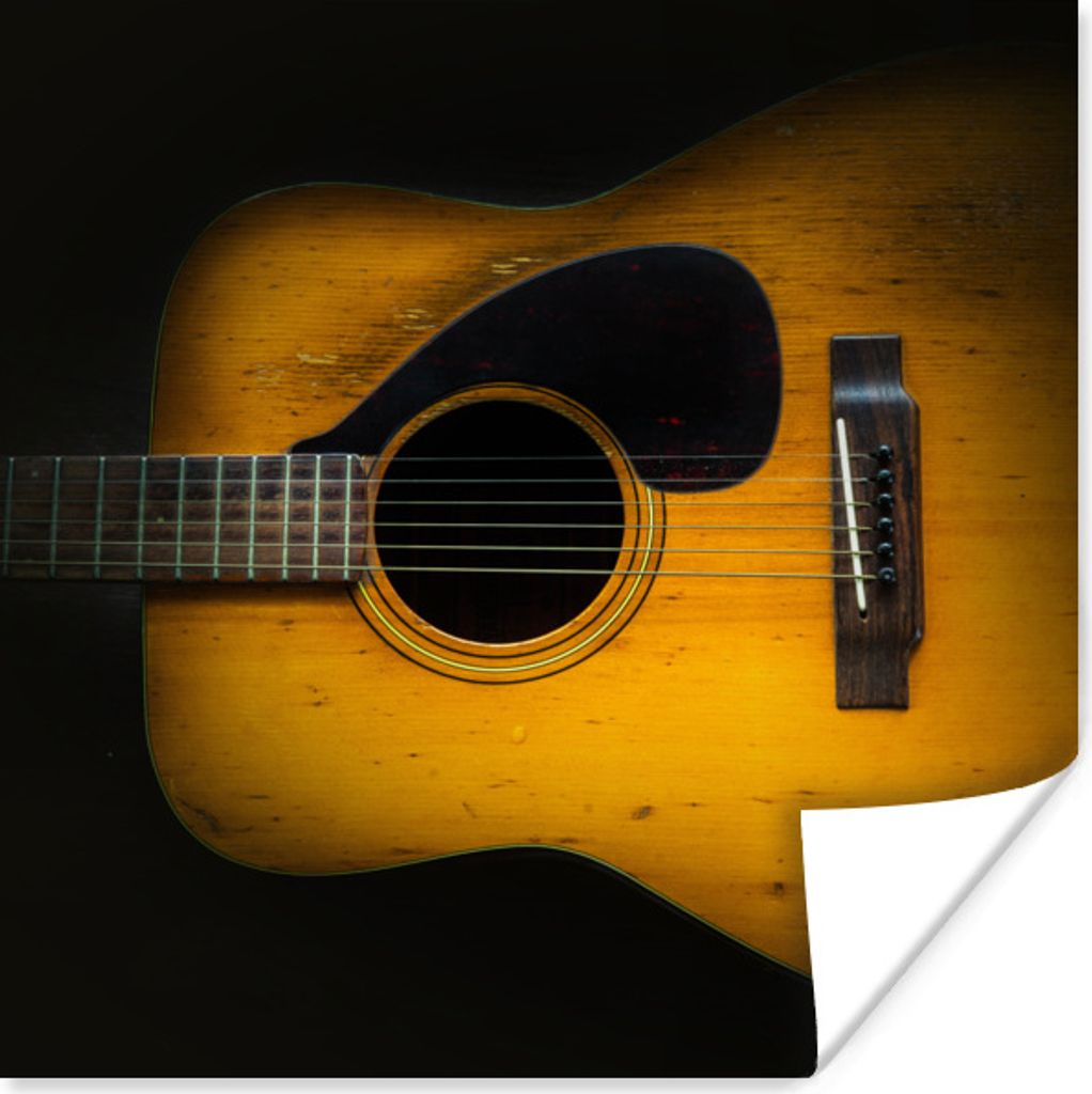 MuchoWow Poster Alte akustische Gitarre auf dunklem Hintergrund 75x75 cm - Wand Dekoration