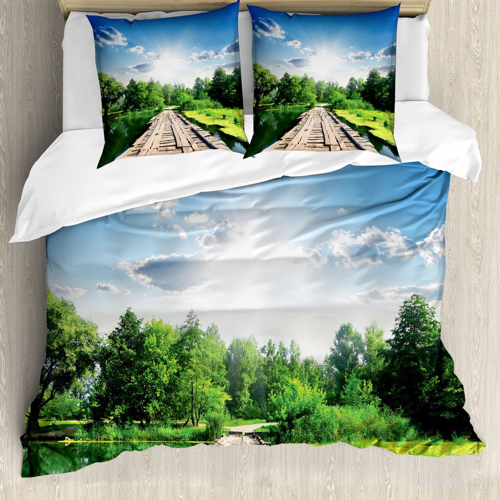 ABAKUHAUS Natur Bettbezug, Hölzerne Brücke über Fluss, Milbensicher Allergiker geeignet mit Kissenbezügen, 155 cm x 220 cm - 80 x 80 cm, Blau G...