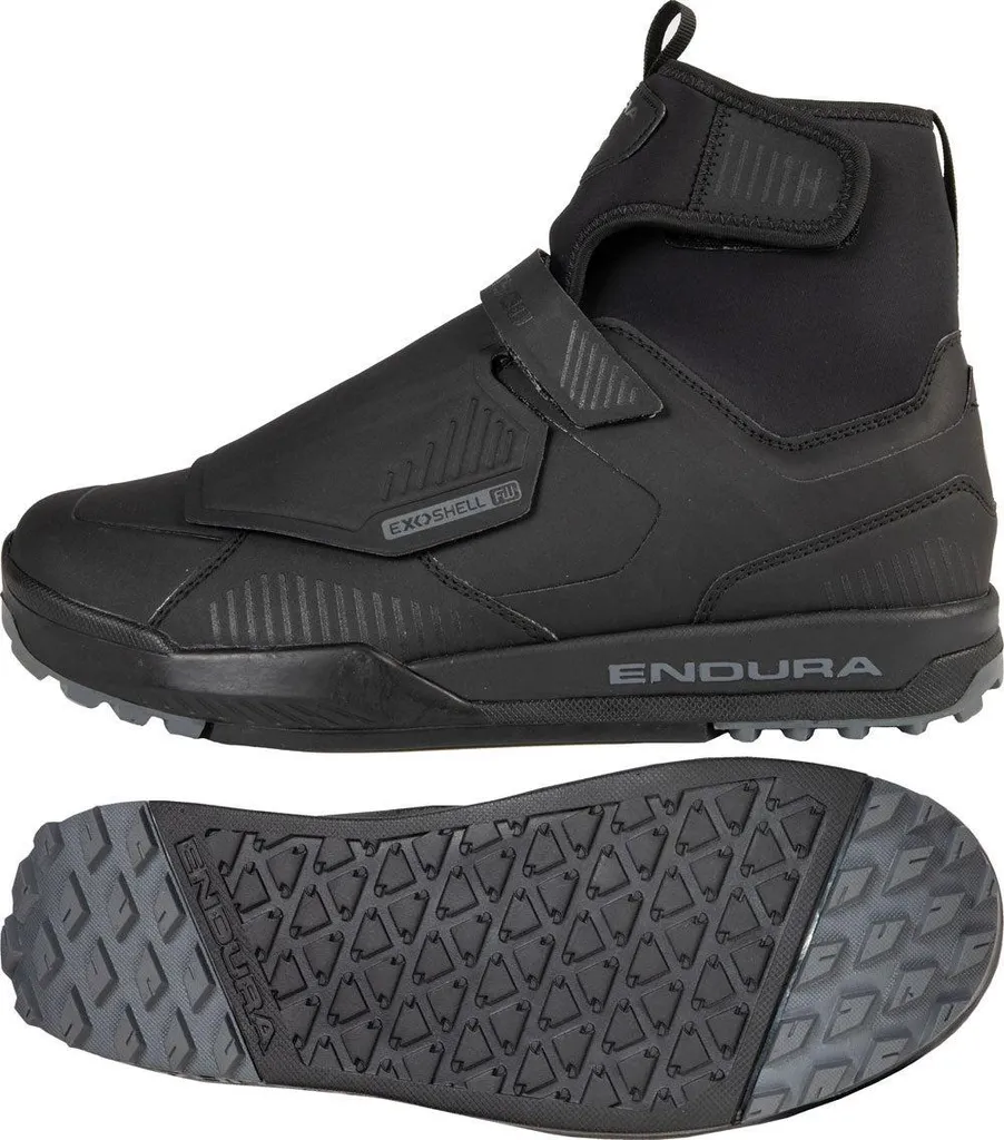 Chaussures VTT Endura MT500 Burner Idéales pour Descente et Enduro Noir