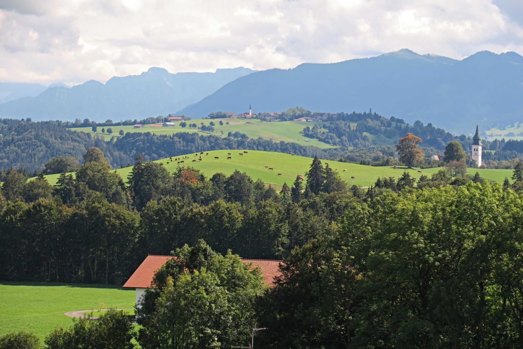 hansepuzzle 14343 - Bayerisches Bergland Puzzle, 2000 Teile, Natur, 90,0 x 60,0cm mit hochwertiger Aufbewahrung, Kartonbox & Beutel