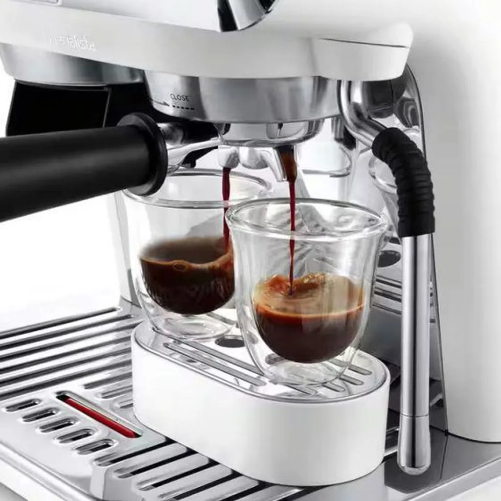Machine espresso DeLonghi EC9155.W : un café professionnel sans effort - 20