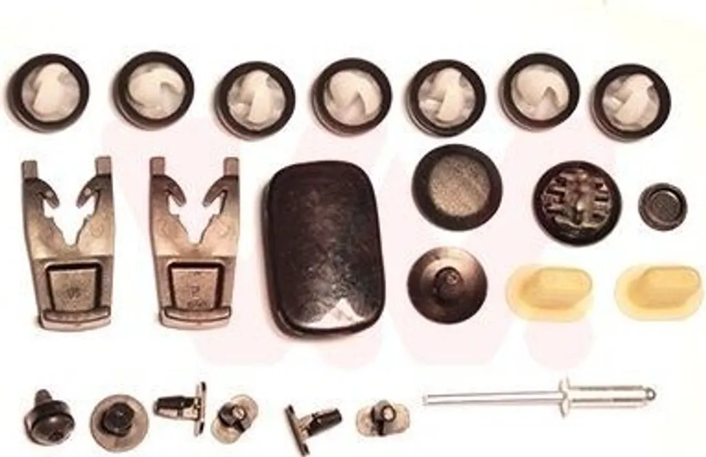 Kit de fixation portière avant gauche ou droit Renault Clio III