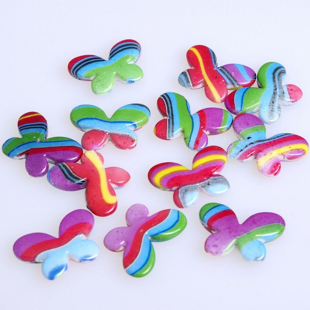 Schmetterlinge mit Langloch - bunt - Acryl - 4,5cm - 12 Stück - A 987
