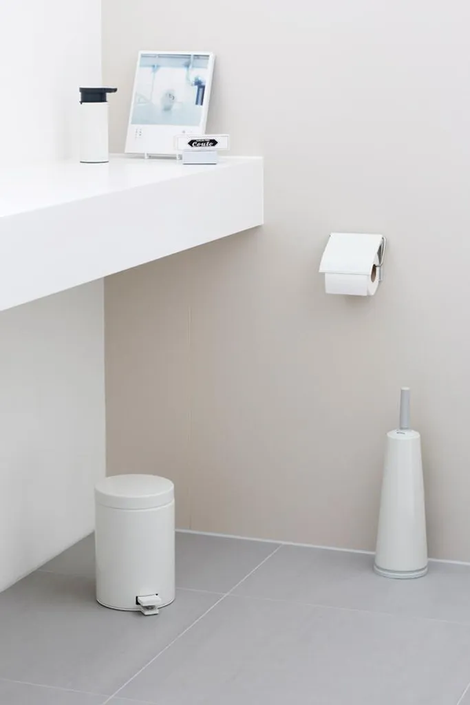 Set da toilette e spazzola ReNew collection (L: 12 cm, P: 12 cm, A: 42 cm) - 13