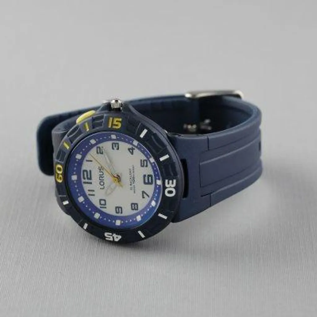 Montre Digitale Lorus pour Enfant R2317HX9 Étanche et Sportive Noire - 2