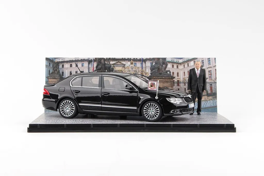 Miniature Présidentielle Miloš Zeman ABREX 1:24 avec Détails Historiques