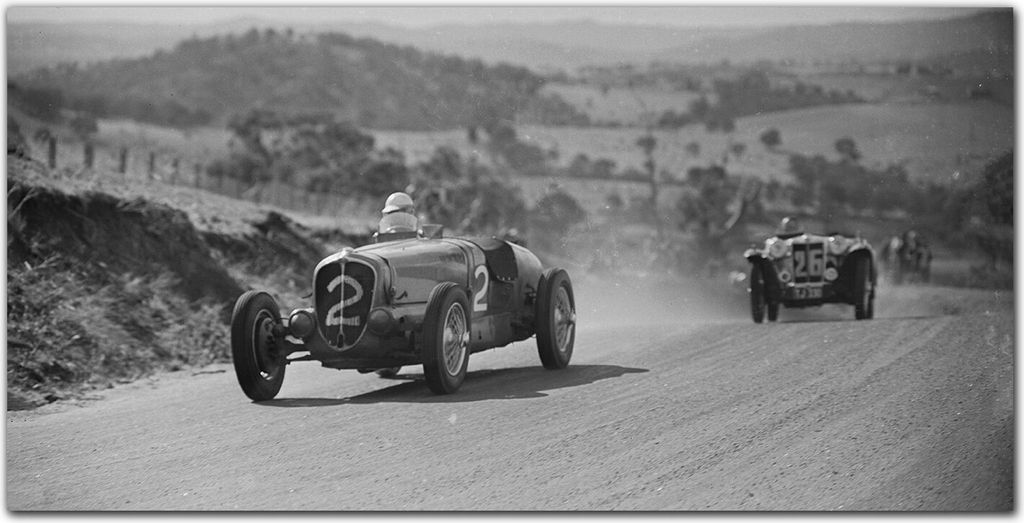 Coloray Küchenrückwand 140x70 Spritzschutz aus Glas - Autorennen