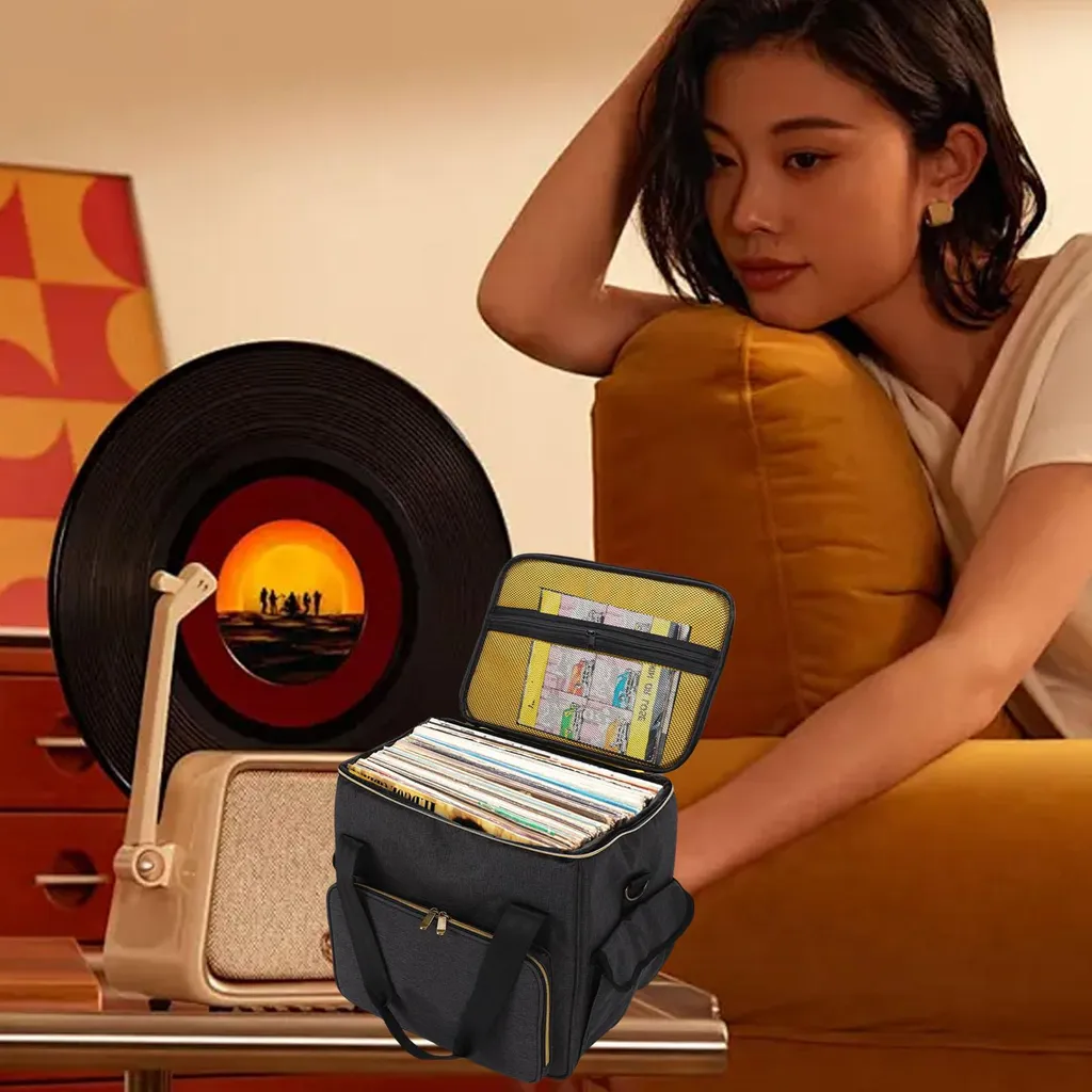 Sac vinyle antichoc avec fond matelassé et sangle ajustable - 11