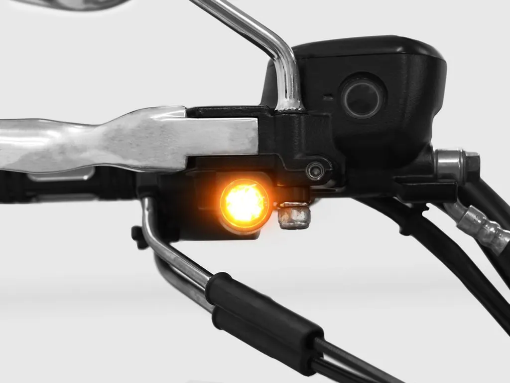 Trasforma la tua Harley CVO Fat Bob con Frecce LED Zieger