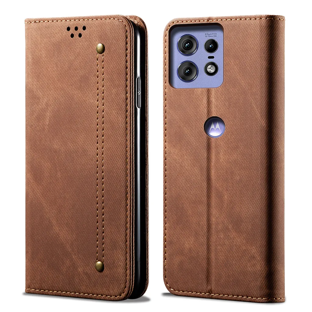 Cover Motorola Edge 50 Pro Portafoglio Marrone: Protezione e Slot Carte