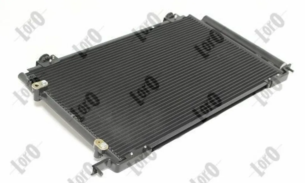Réparer fuite de clim sur Avensis T25 avec le condenseur 8845005120
