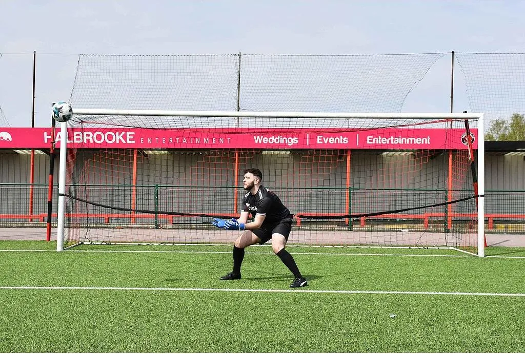 Corde d'Entraînement Football pour Gardien avec Élastique Bungee Noir