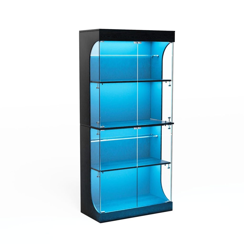 Vierstöckige Glasvitrine mit Stauraum, LED-Beleuchtung, Glastüren und intelligenten Sensoren. Als staubdichte Glasvitrine für Wohnzimmer geeignet.