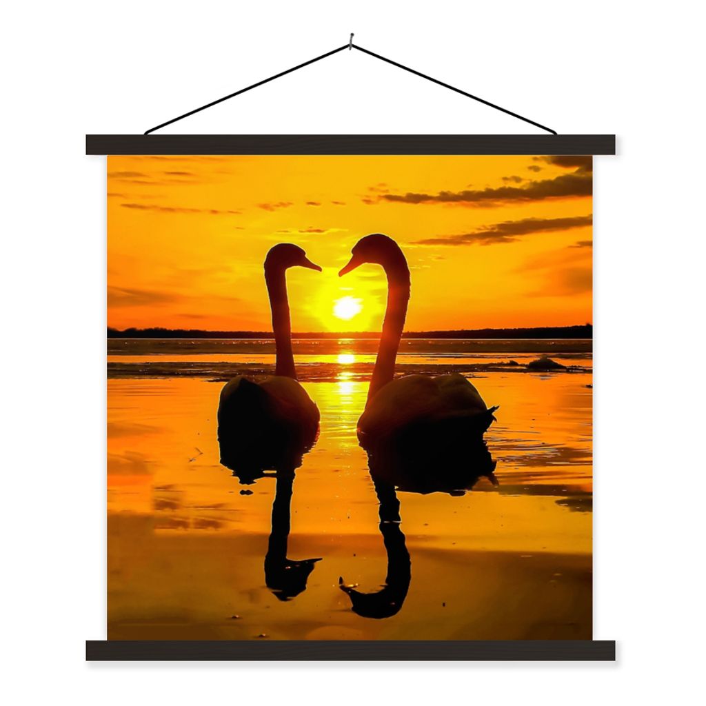 MuchoWow Textilposter Schwäne - Sonnenuntergang - Vogel - Orange - Wasser 120x120 cm mit schwarzem Rahmen - Aufhängungsset