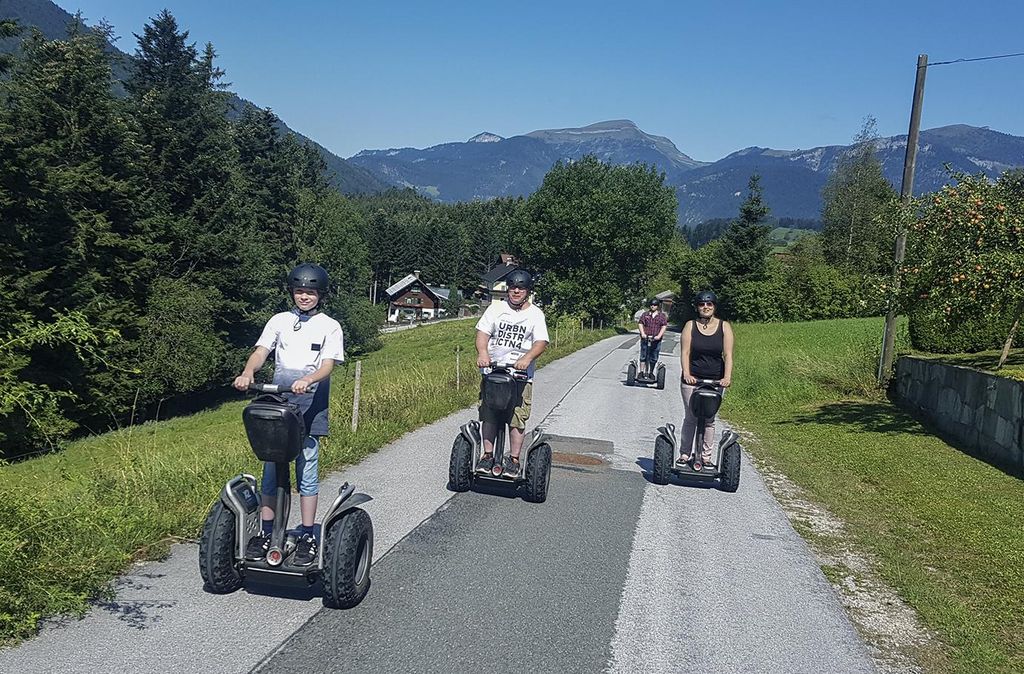 Jochen Schweizer Segway Tour in Altenmarkt im Pongau; Erlebnis verschenken oder selbst erleben; Gutschein gültig für 1 Person Gruppengröße: 4-8...
