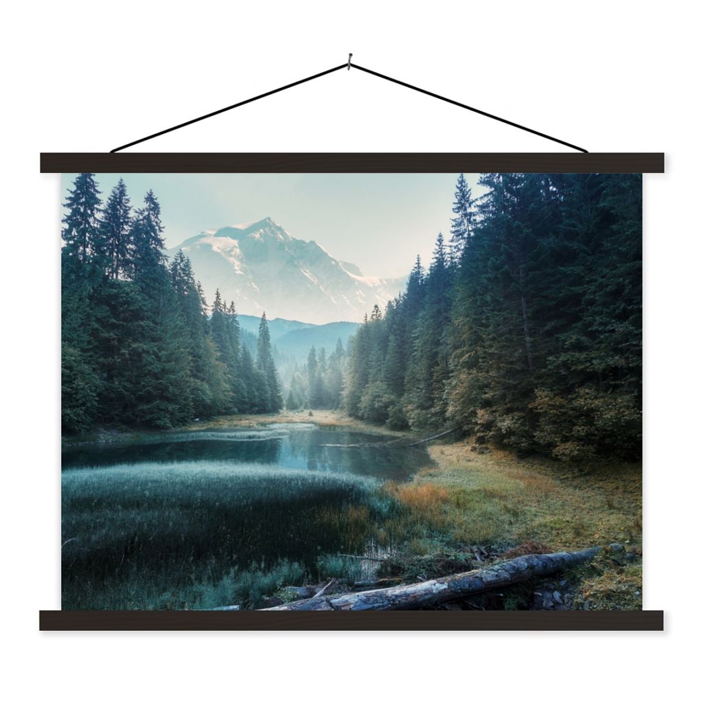 MuchoWow Textilposter Wald - Gras - Berge - Bäume - Natur 60x45 cm mit schwarzem Rahmen - Poster Schlafzimmer
