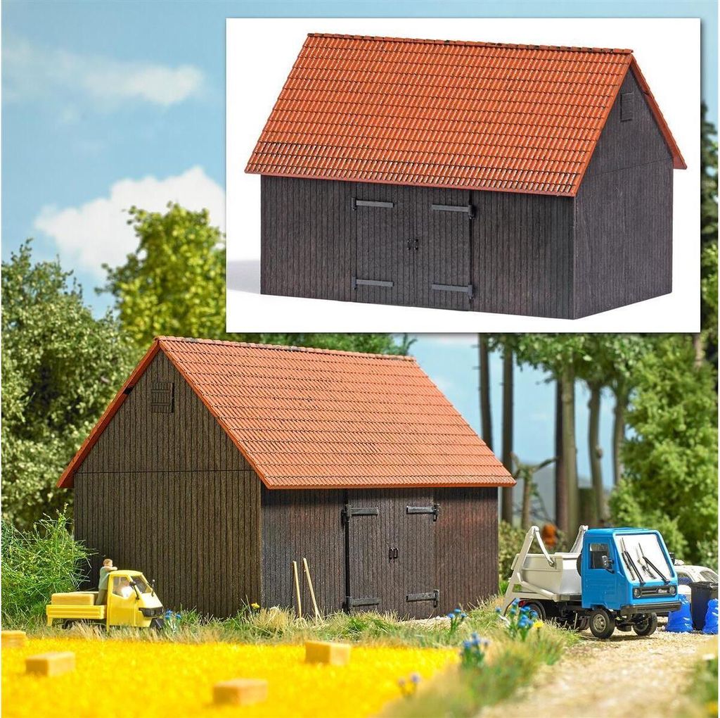 Busch 1900 Scheune mit Ziegeldach H0