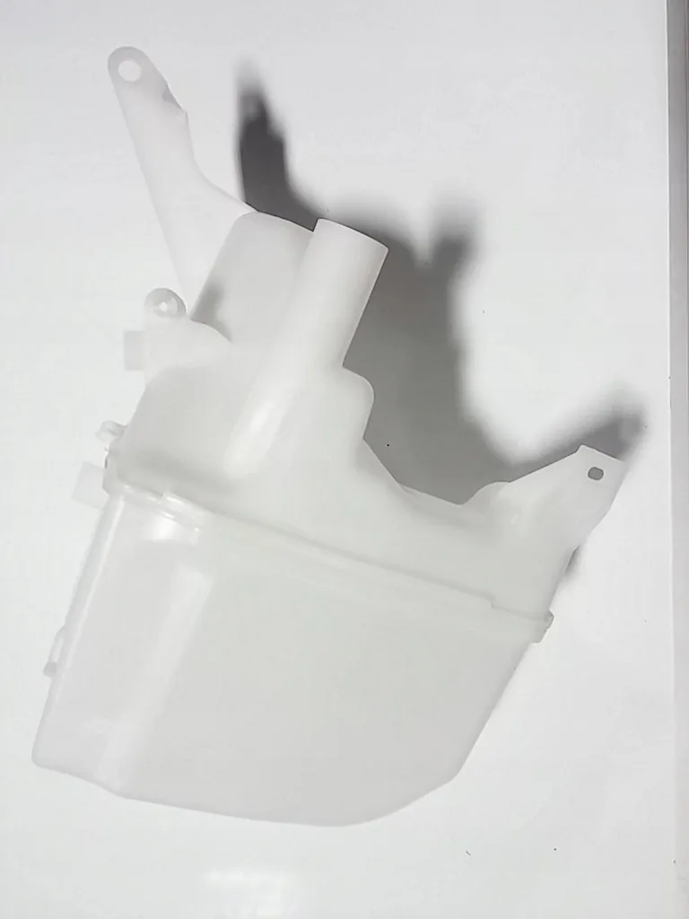 Réparer Fuite Lave-Glace Volvo S60 V60 avec ce Réservoir OE de Rechange
