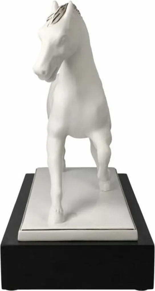 Figurine Cheval Goebel Studio 8 : Décoration Luxe en Porcelaine Durable