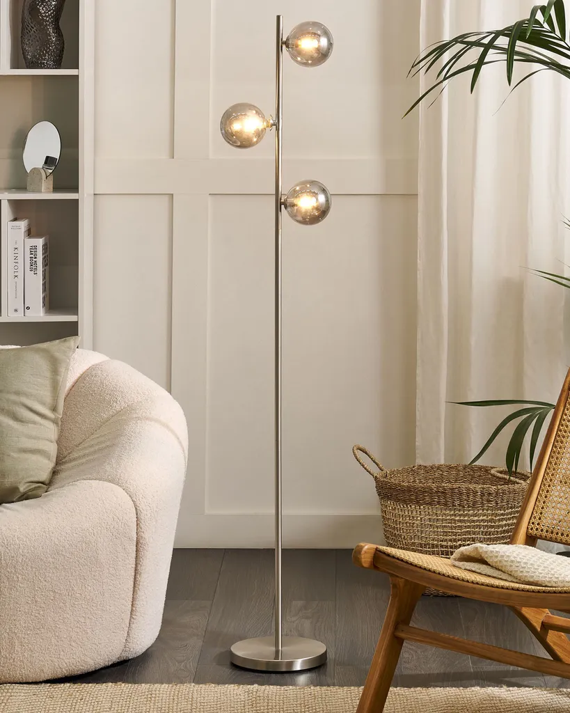 Lampadaire anti-éblouissement 3 globes fumés pour éclairage doux salon