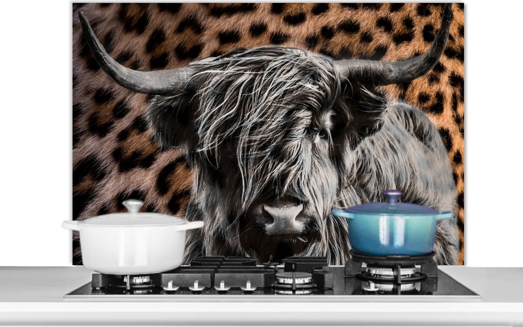 KitchenYeah Spritzschutz Küche - Küchenrückwand - Wandschutz für Herd und Spüle - Schottisches Hochlandrind - Pantherdruck - Tiere 100x65 -...
