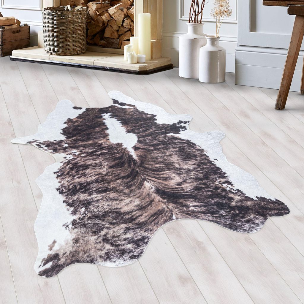 Homebyhome Kunstfell Teppich, Waschbares Fellimitat in Kuhfell-, Zebra- oder Tigerfell-Optik Grösse 100x135 cm